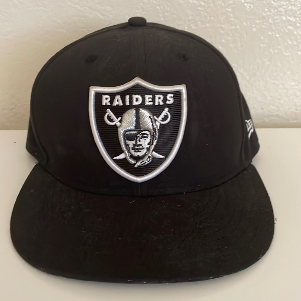 Raiders hat, black